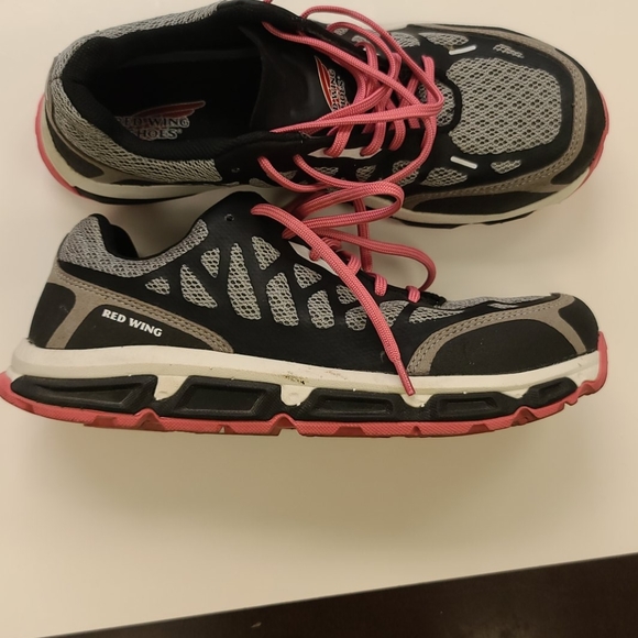 Red wing work shoes size 9 - Picture 3 of 14